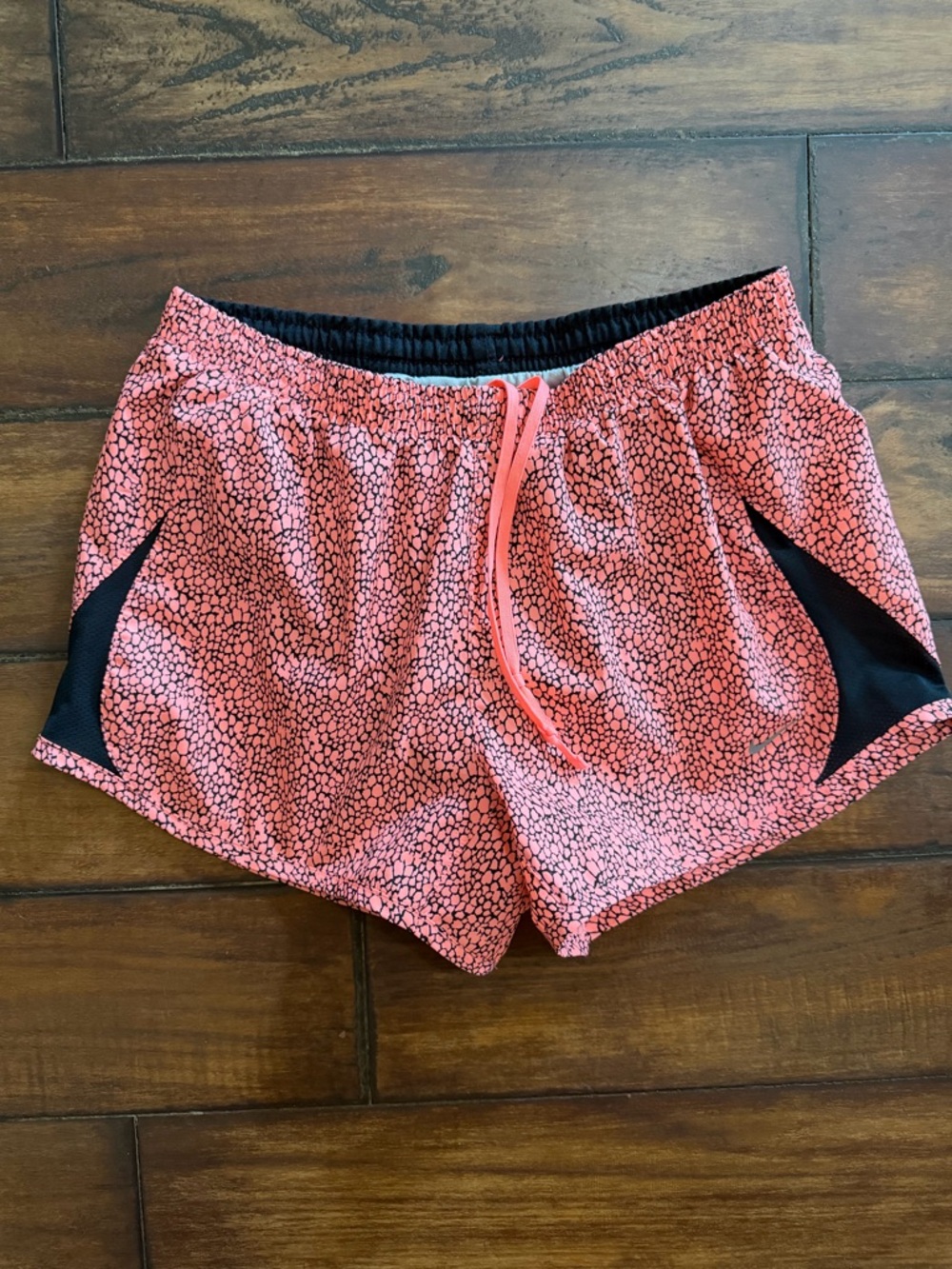 Nike Coral Printed Women's Athletic Shorts with Black Panels & Liner